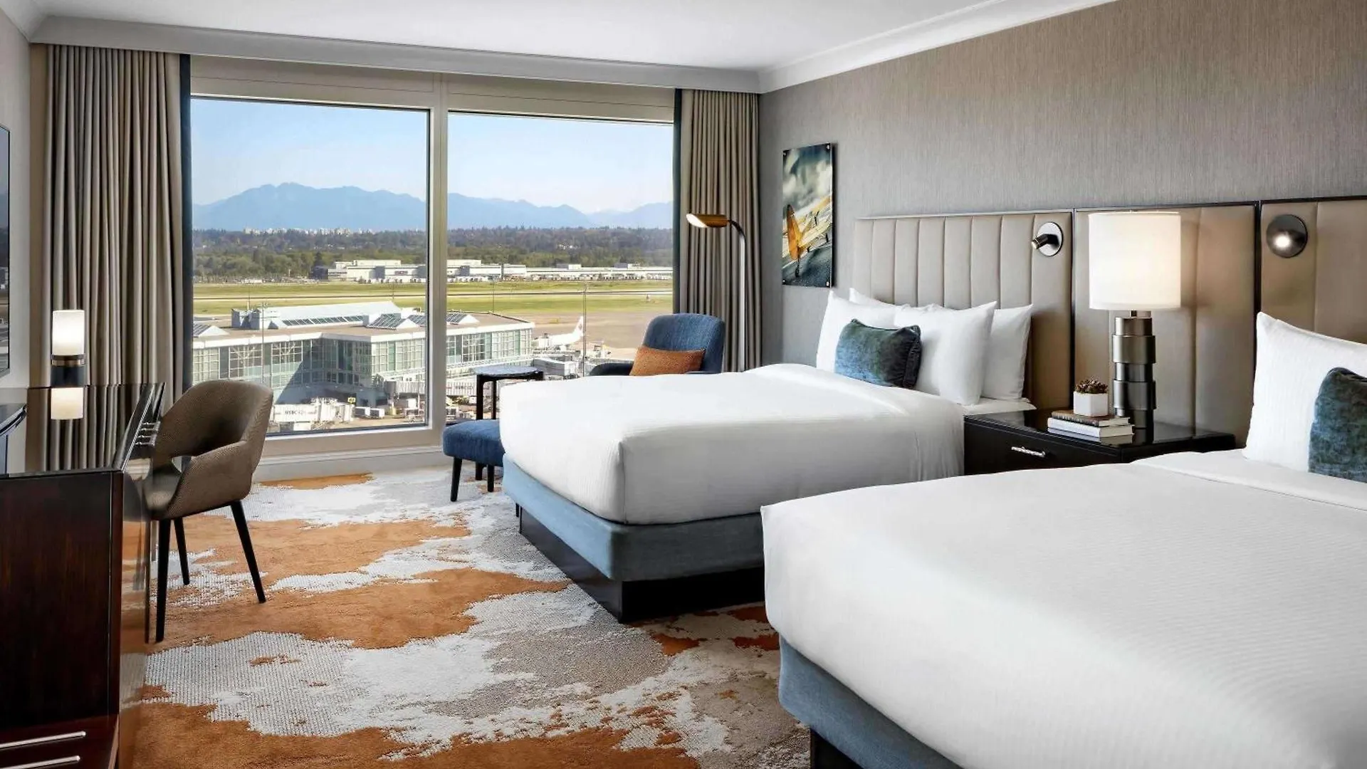 Fairmont Vancouver Airport In-Terminal Hotel Richmond 5*,  Canada