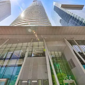 Entire 1 Bedroom + Den Downtown Appartement Toronto