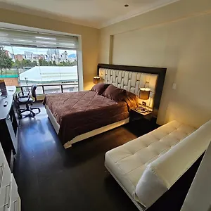 Apartamento De Lujo En Excelente Sector, Netflix,