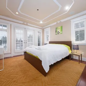 Oakridge Luxury Homestay Habitación en casa particular