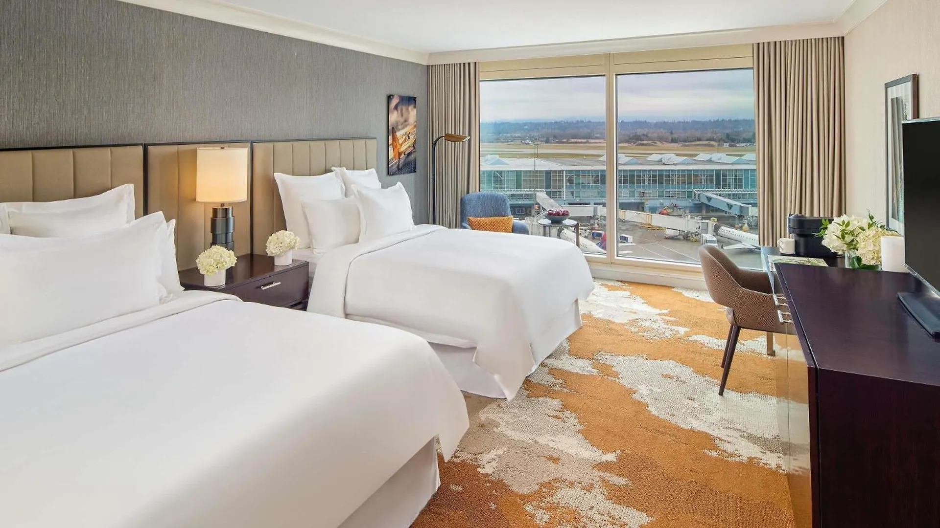 Fairmont Vancouver Airport In-Terminal Hotel Richmond 5*,